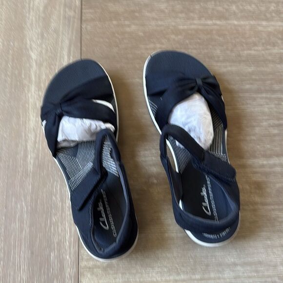 Clark’s Arla Shore navy sandal NWT in box - Picture 10 of 11